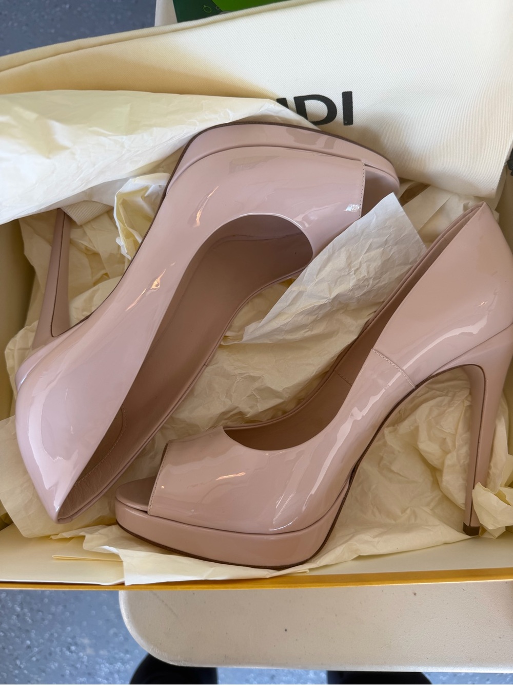Fendi Patent Leather Peep-Toe Pumps in Blush Pink
